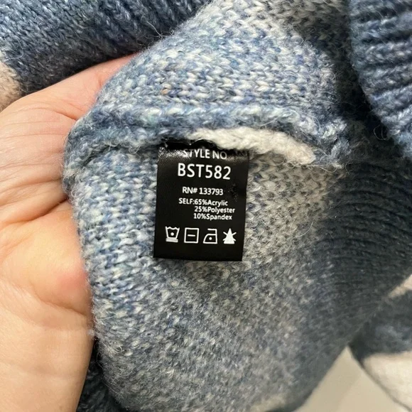 POL Blue and White Polka Dot Oversized Cardigan Sweater - Picture 5 of 5